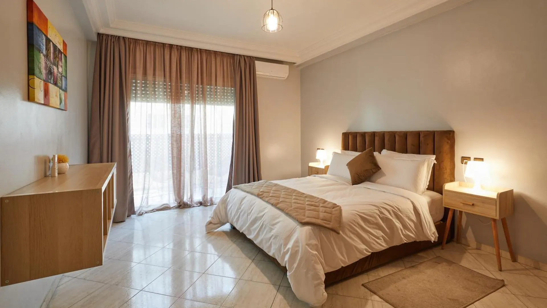 Appartement 3 Bedrooms And Room Balcony In Central Casablanca